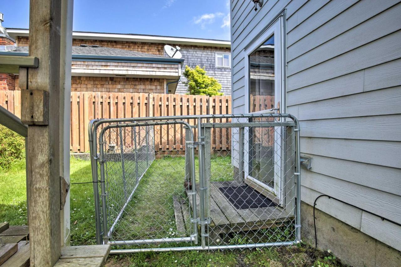 Waldport Townhome With Dog Run On Alsea Bay! Екстер'єр фото