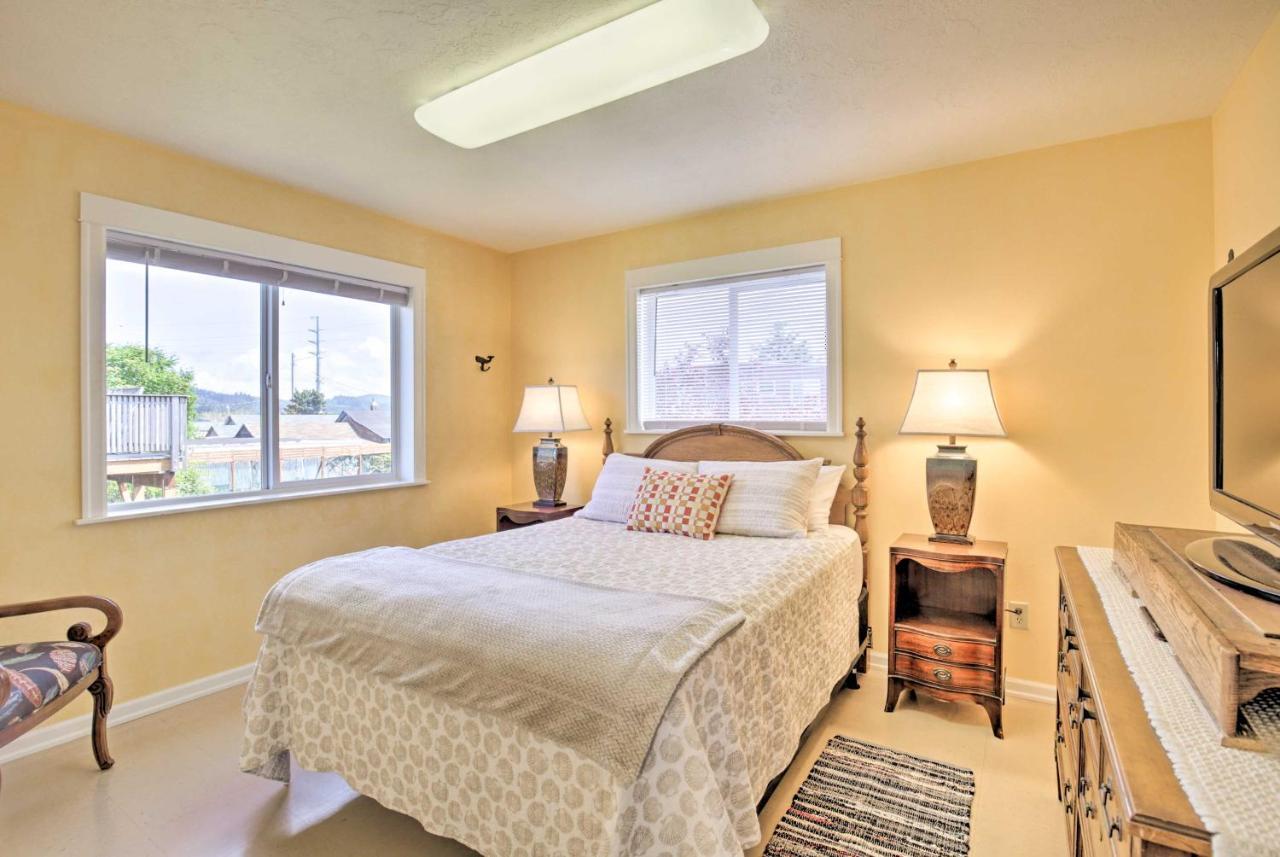 Waldport Townhome With Dog Run On Alsea Bay! Екстер'єр фото